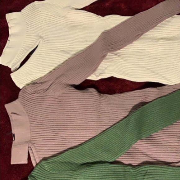 Top - Picture 2 of 2